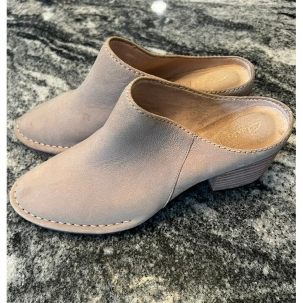 Clarks Leather Mules Women's 8 Tan Block Heel Slip On Almond Toe Boho Coastal